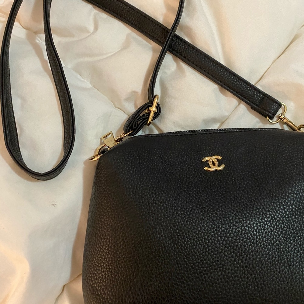 Purse - Picture 2 of 2